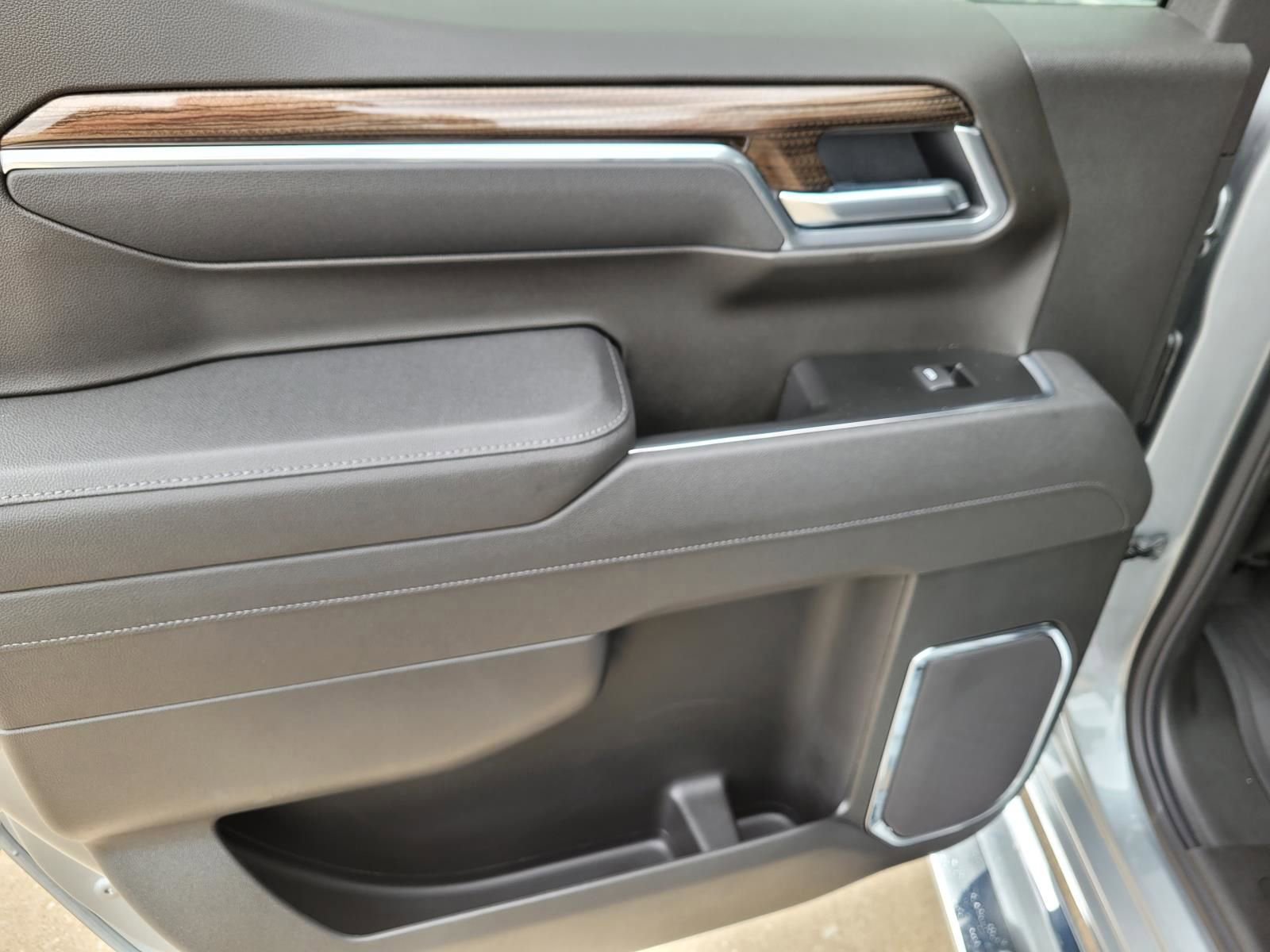 New 2026 Chevrolet Silverado 1500 LT w/ Texas Edition Plus AWD/4WD image 7