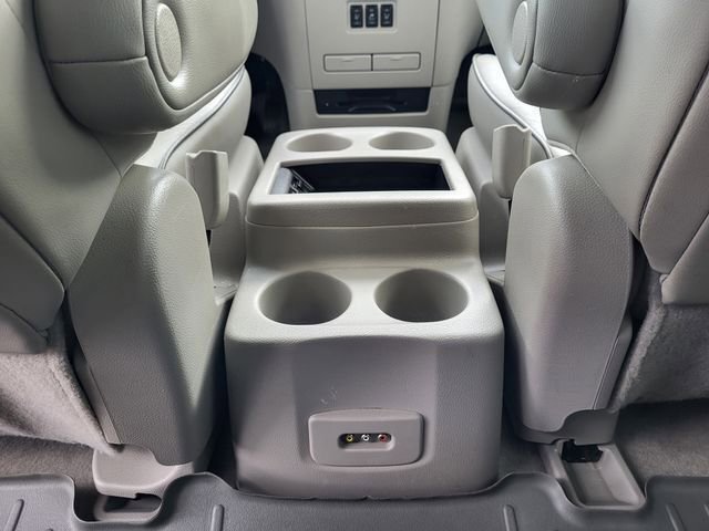 Used 2012 Nissan Quest LE image 21