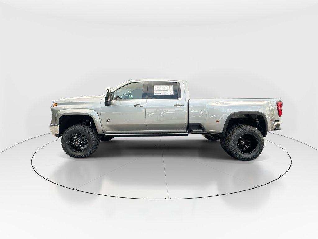 New 2026 Chevrolet Silverado 3500 LTZ w/ LTZ Plus Package AWD/4WD image 5