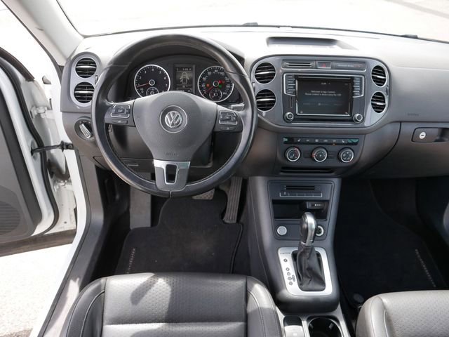 Used 2017 Volkswagen Tiguan Wolfsburg Edition image 21