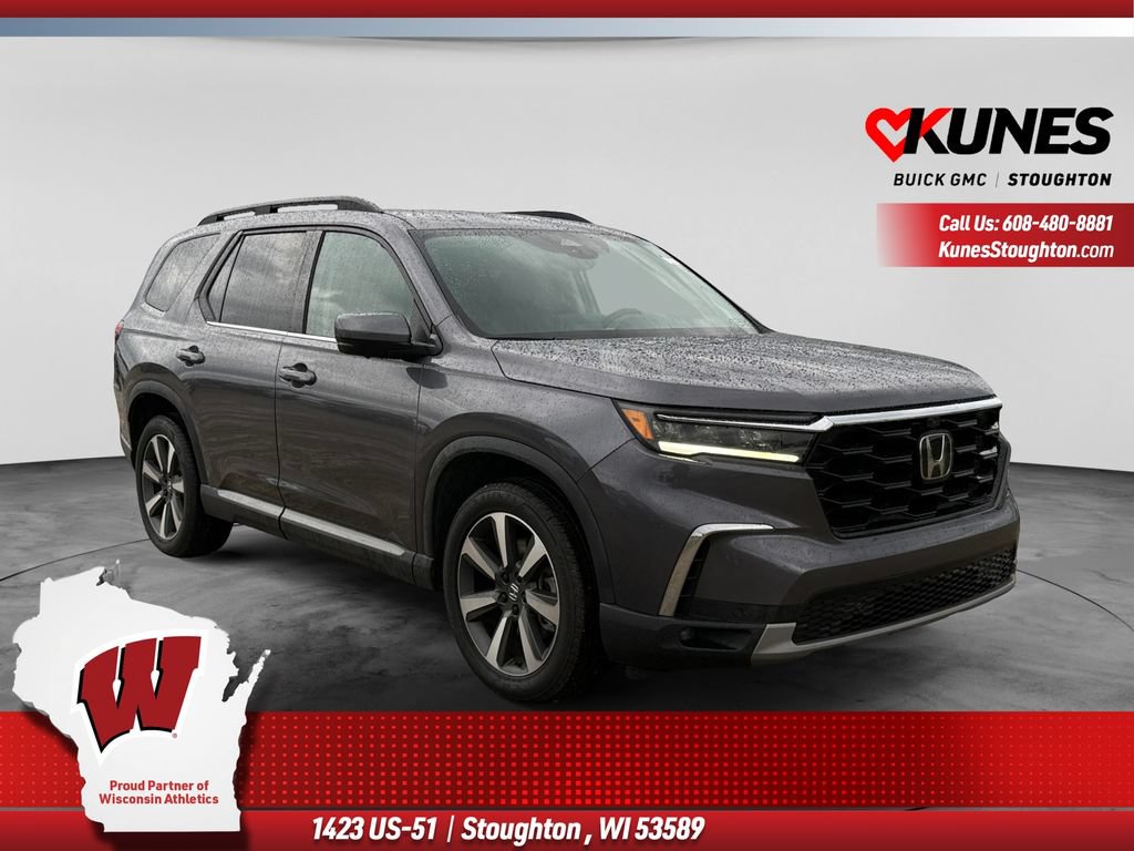 Used 2025 Honda Pilot Elite image 1
