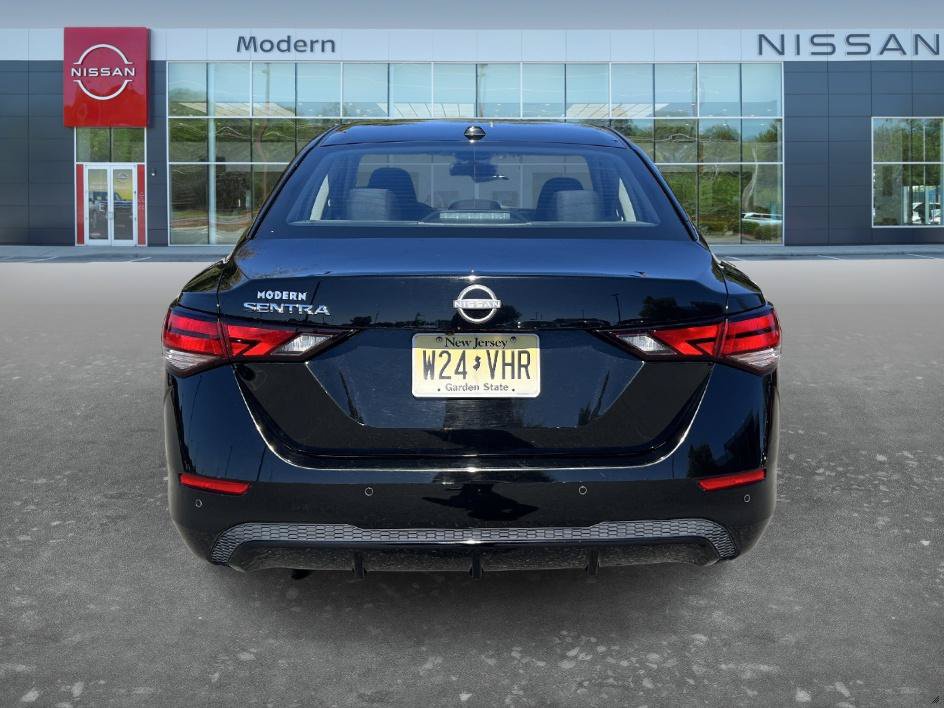 Certified 2025 Nissan Sentra SV FWD image 6