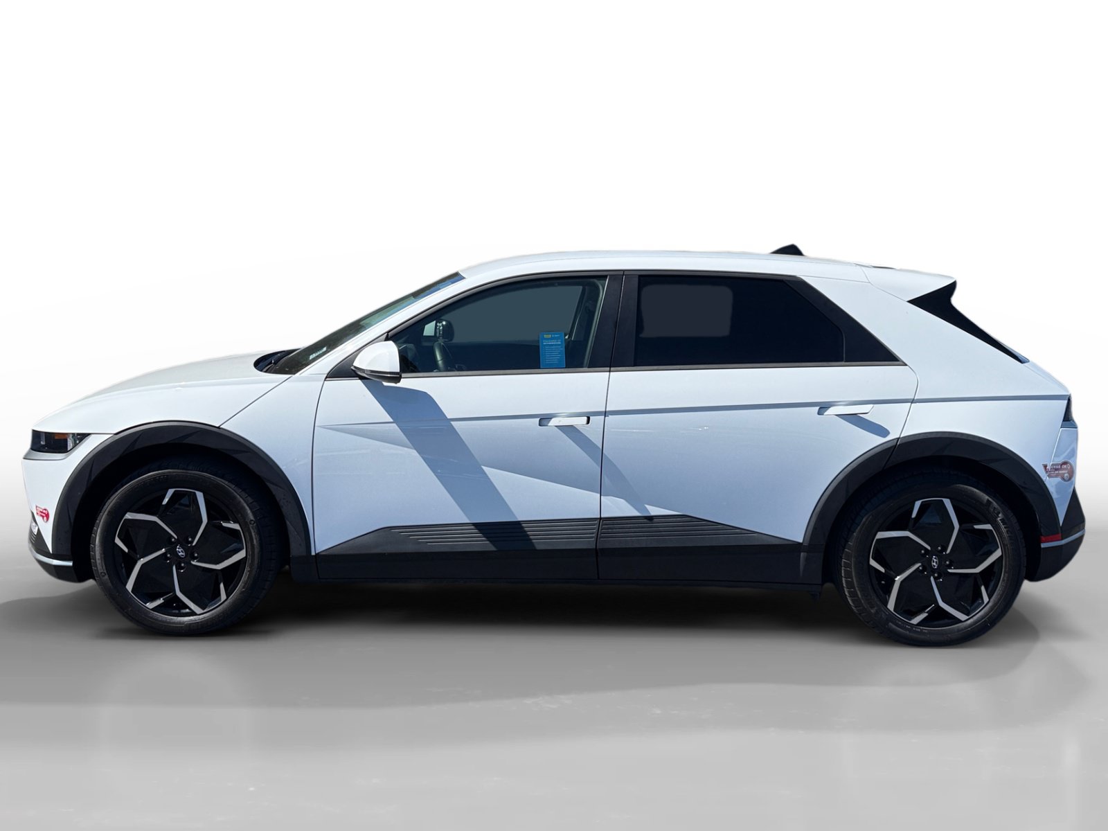 Used 2024 Hyundai Ioniq 5 SEL RWD image 2