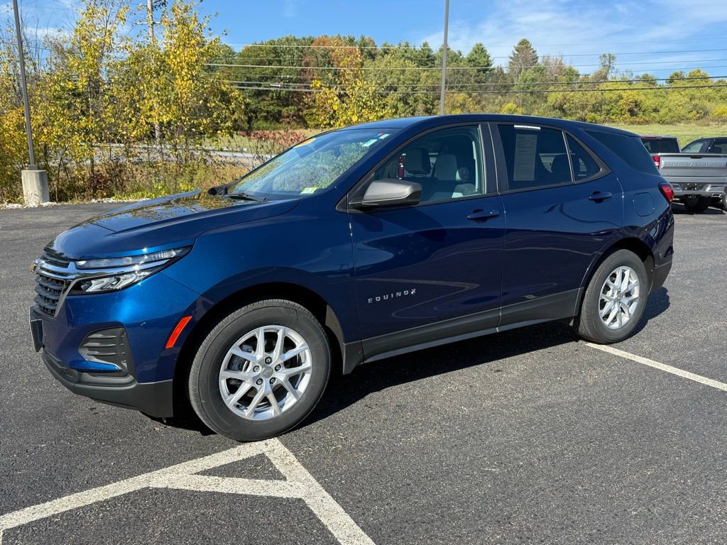 Used 2022 Chevrolet Equinox LS w/ LS Convenience Package