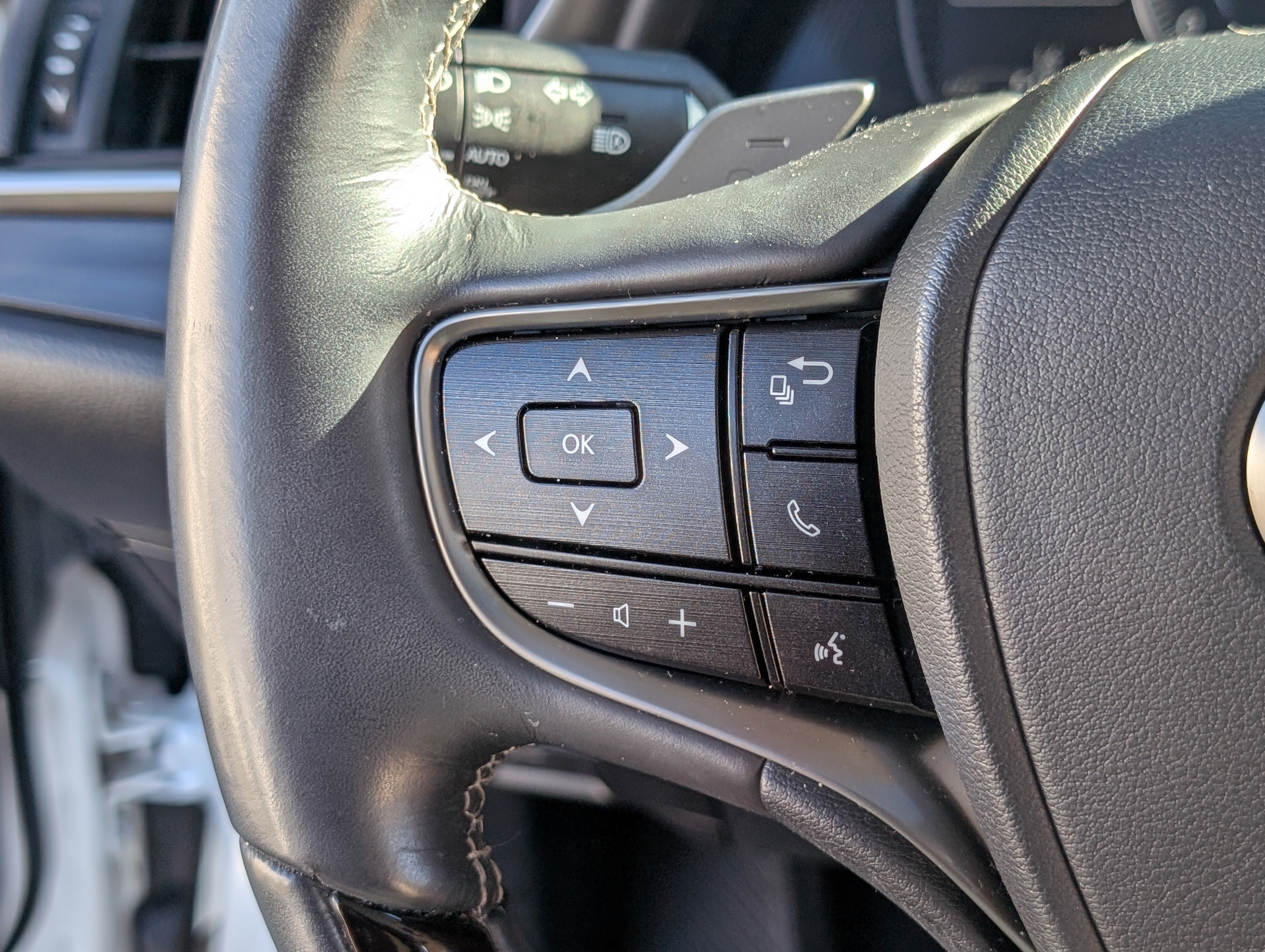 Used 2019 Lexus ES 350 w/ Premium Package FWD image 22