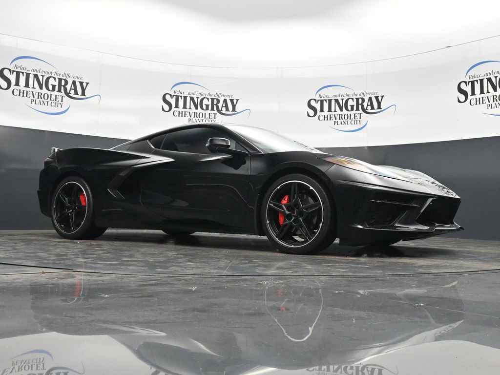 Used 2021 Chevrolet Corvette Stingray Preferred Cpe w/ Body-Color Dual Roof Package RWD image 17
