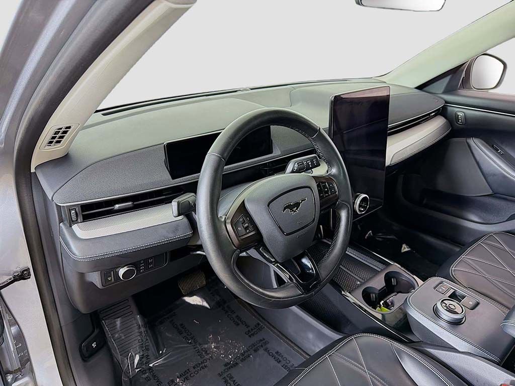 Used 2021 Ford Mustang Mach-E Select image 18