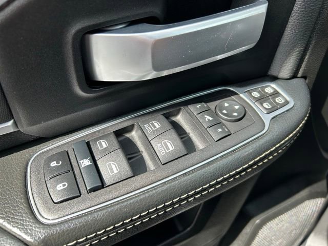 Used 2024 RAM 2500 Big Horn AWD/4WD image 35