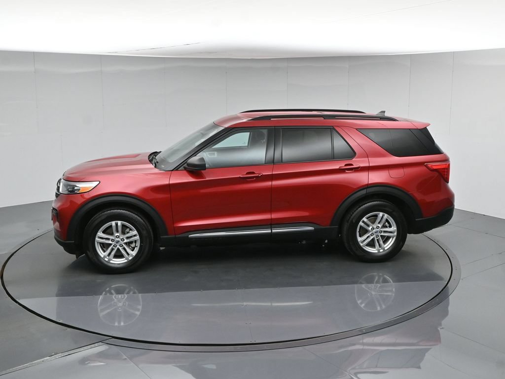 Certified 2023 Ford Explorer XLT RWD image 47