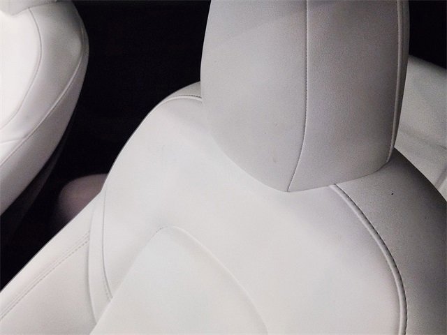 Used 2022 Tesla Model Y Performance image 14