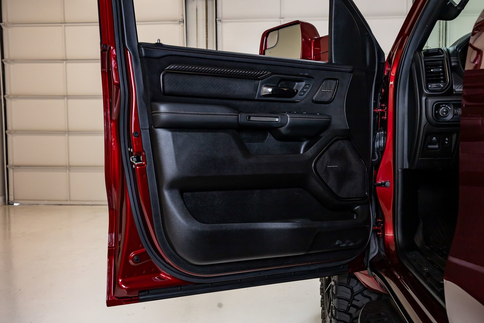 Used 2024 RAM 1500 TRX AWD/4WD image 38