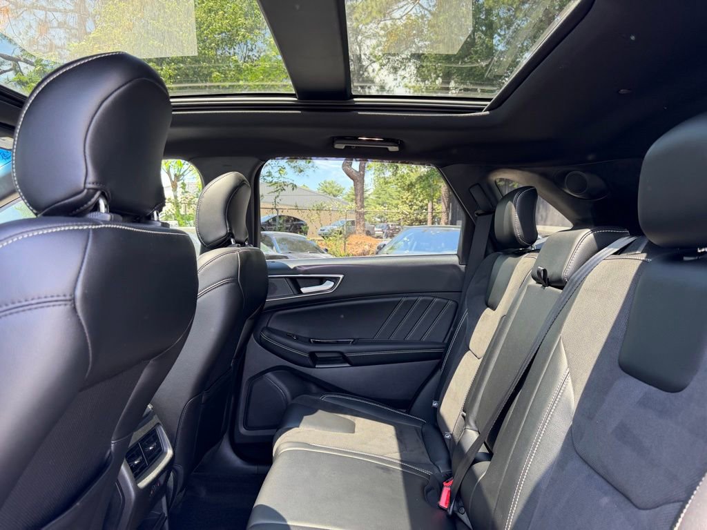 Used 2019 Ford Edge ST w/ Equipment Group 401A AWD/4WD image 25