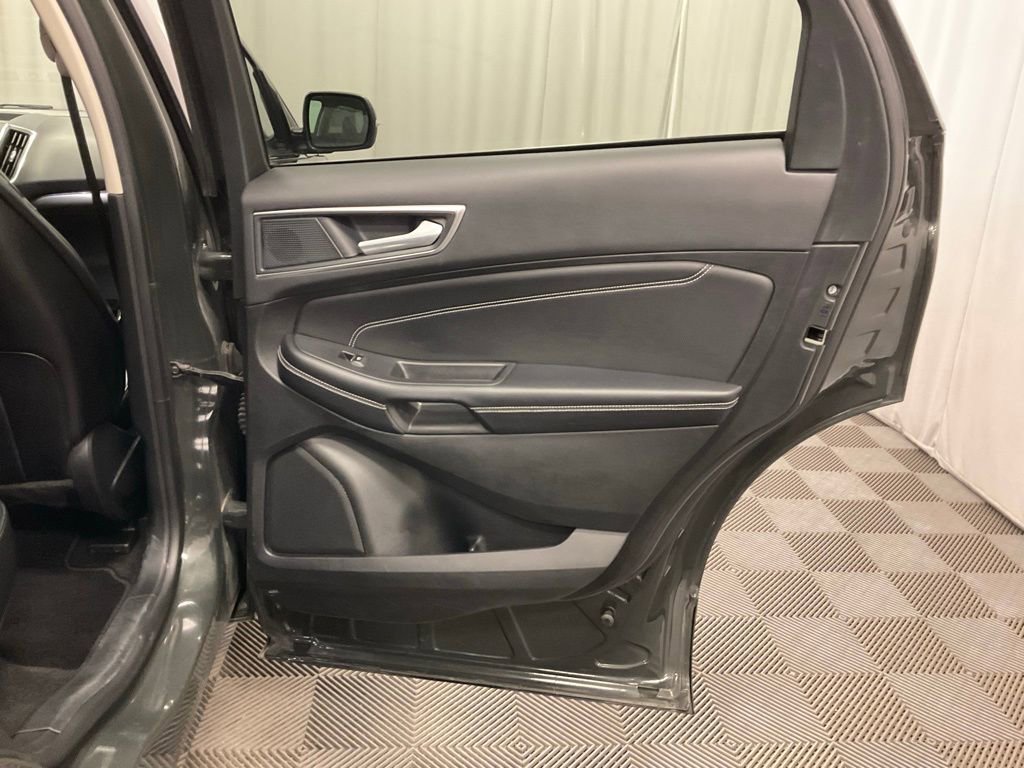 Used 2024 Ford Edge Titanium w/ Equipment Group 301A image 29