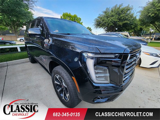 Used 2025 GMC Yukon AT4 w/ AT4 Premium Plus Package AWD/4WD image 1