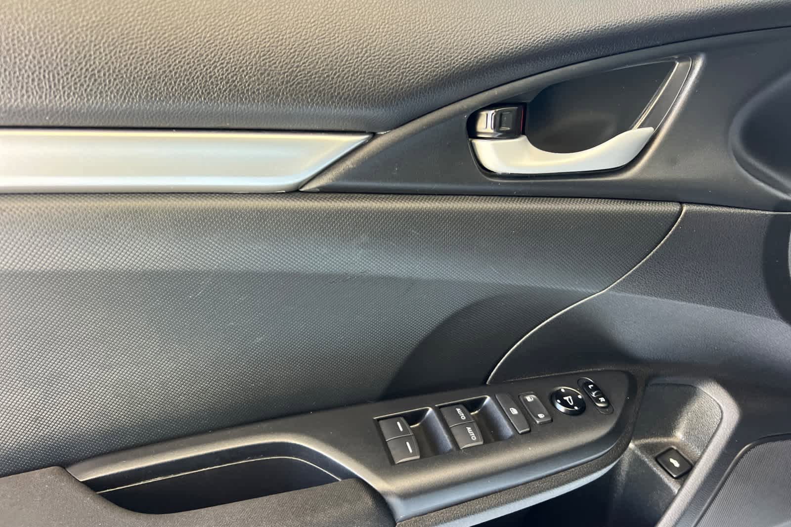 Used 2020 Honda Civic LX image 12