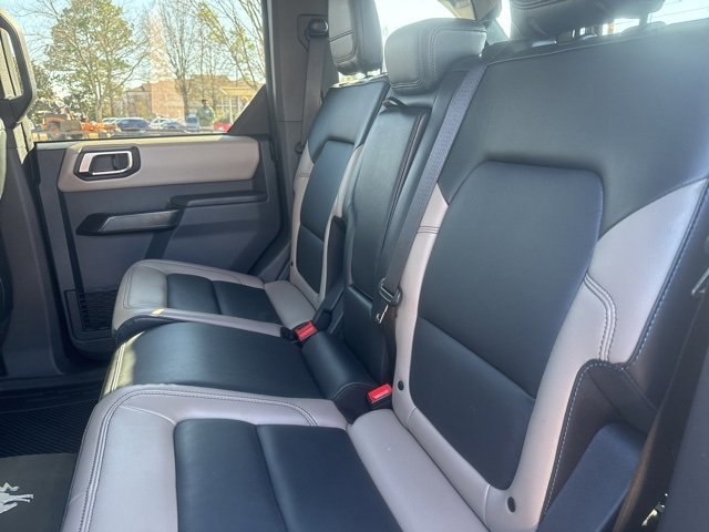 Used 2024 Ford Bronco Wildtrak image 16