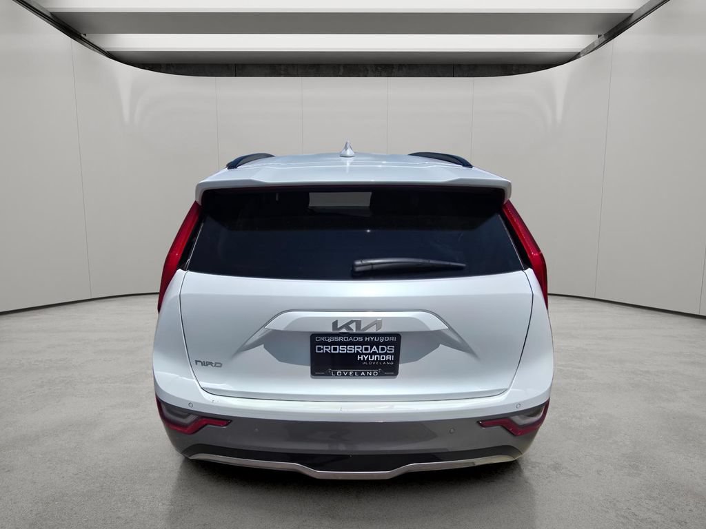 Used 2023 Kia Niro Wave FWD image 4