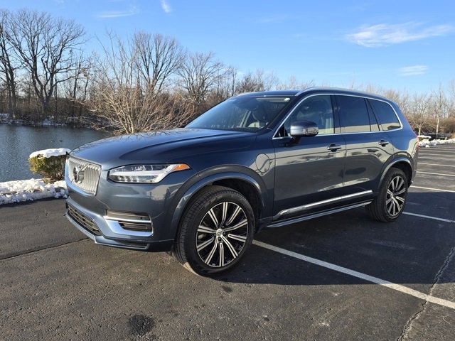 Used 2022 Volvo XC90 T8 Inscription image 10