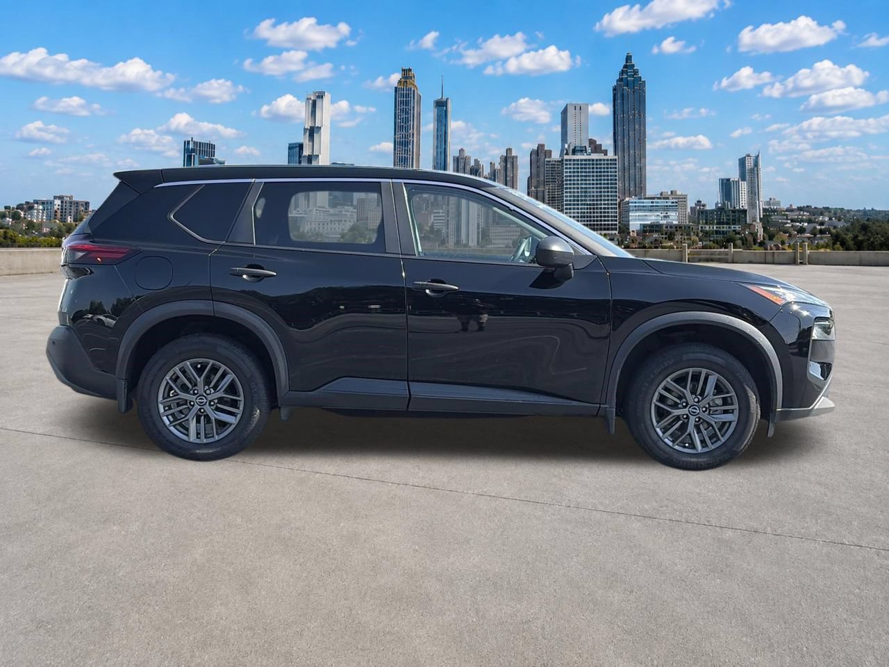 Used 2023 Nissan Rogue S FWD image 23