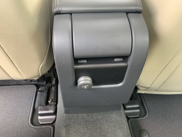 Used 2018 Volvo S60 T5 Dynamic w/ Vision Package FWD image 32