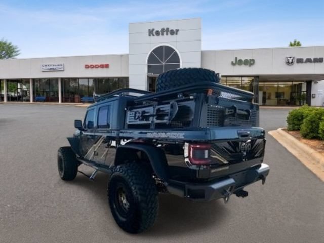 Used 2023 Jeep Gladiator Sport AWD/4WD image 3
