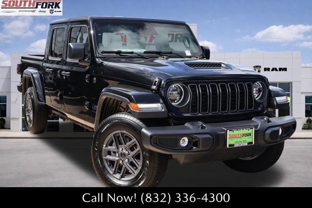 New 2026 Jeep Gladiator Sport