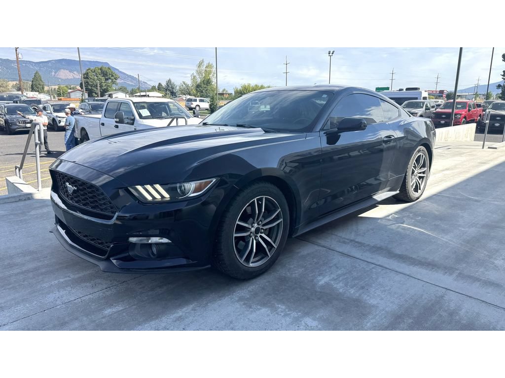 Used 2016 Ford Mustang Premium RWD image 3
