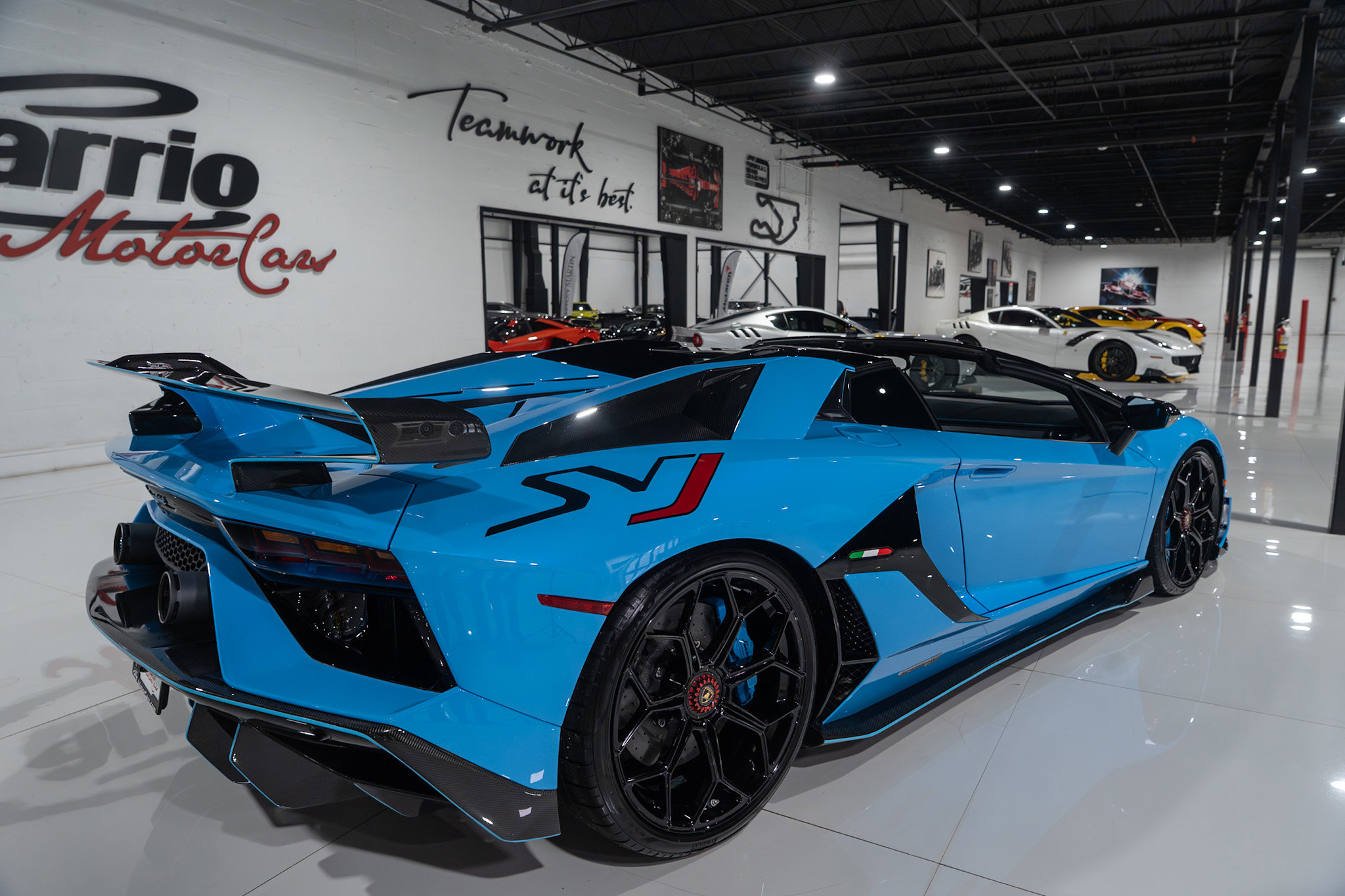 Used 2021 Lamborghini Aventador SVJ image 7