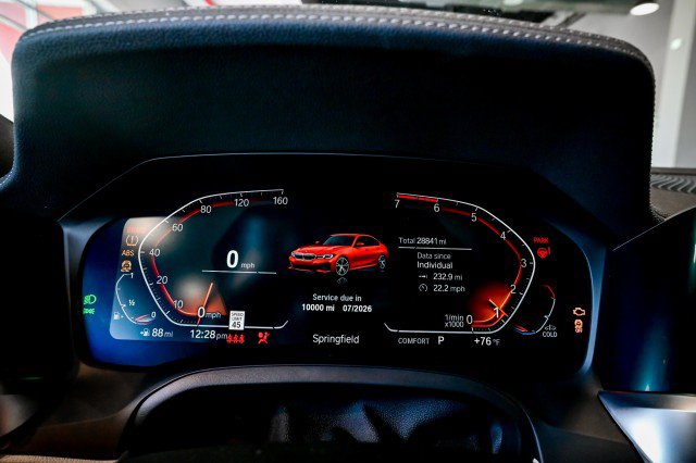 Used 2021 BMW 330i xDrive Sedan w/ M Sport Package AWD/4WD image 32