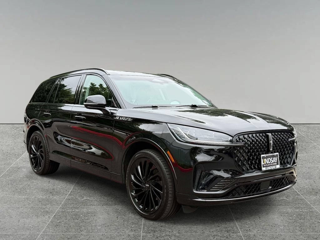Used 2025 Lincoln Aviator Reserve w/ Luxury Package AWD/4WD image 9