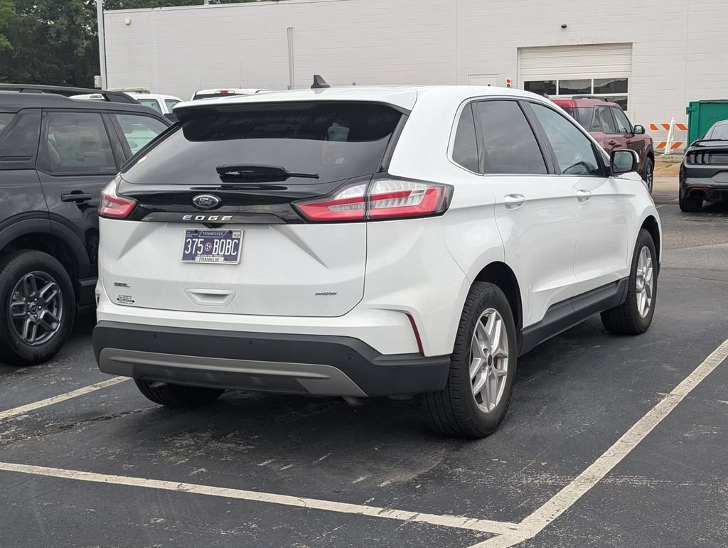 Used 2023 Ford Edge SEL AWD/4WD image 2