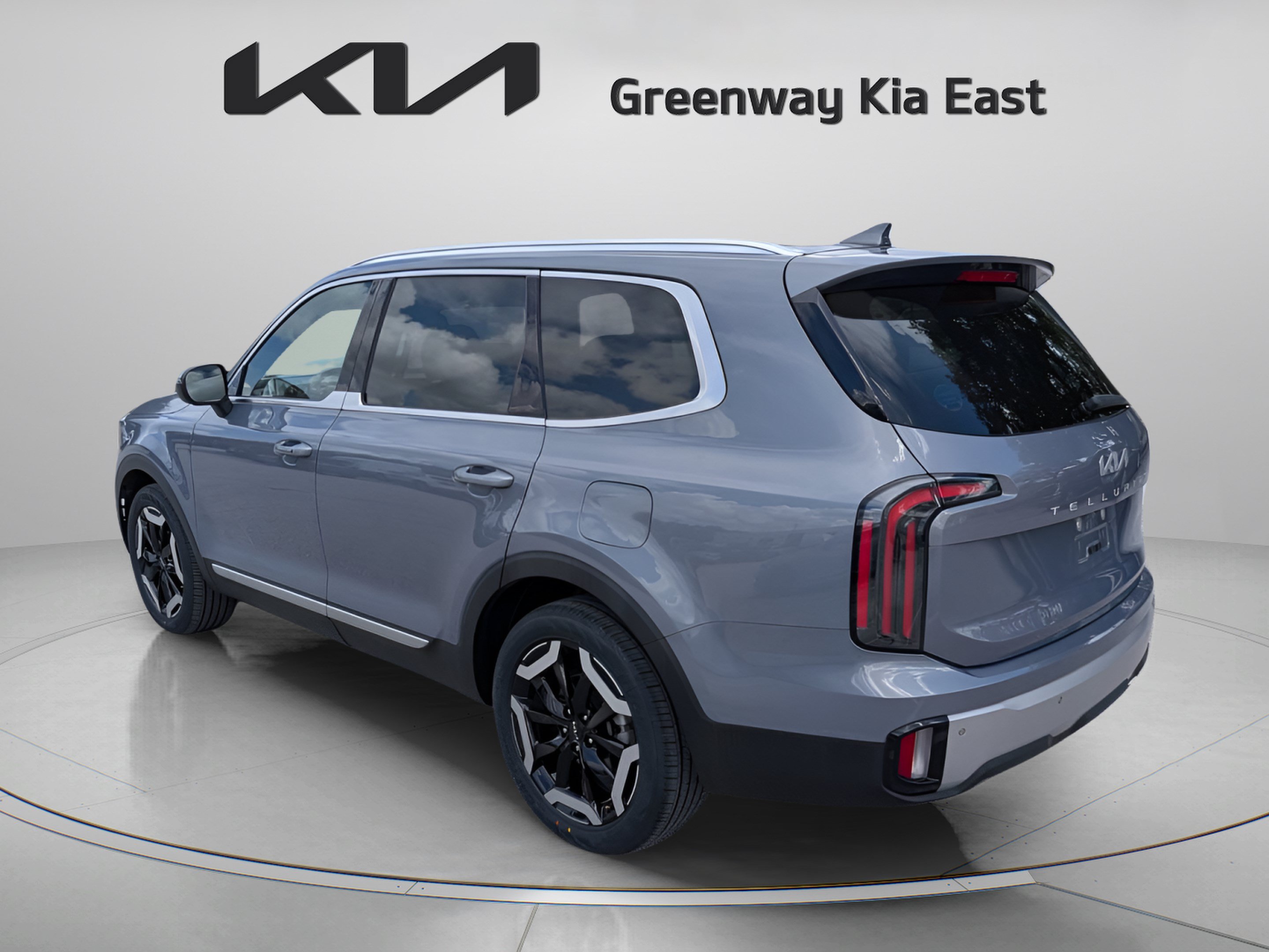 Certified 2023 Kia Telluride EX w/ EX Captain's Chair Package FWD image 8