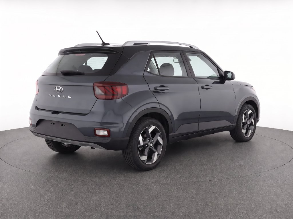 New 2026 Hyundai Venue SEL FWD image 4
