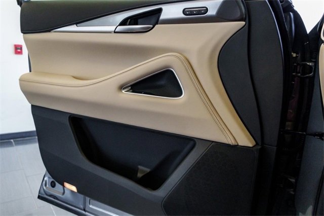 New 2025 INFINITI QX60 Luxe w/ Vision Package image 18