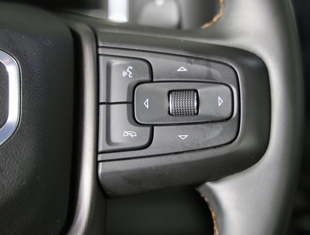 Used 2025 GMC Sierra 1500 AT4 w/ AT4 Premium Package image 17