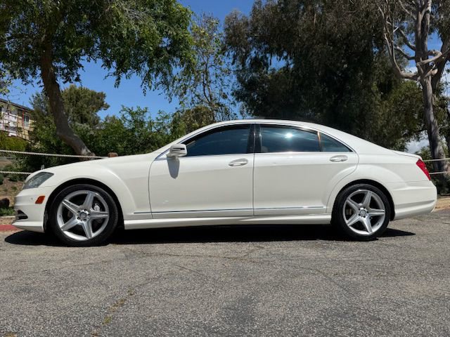 Used 2010 Mercedes-Benz S 550 image 3