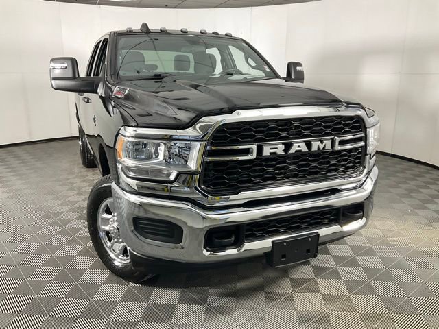 Used 2024 RAM 2500 Tradesman w/ Chrome Appearance Group image 41