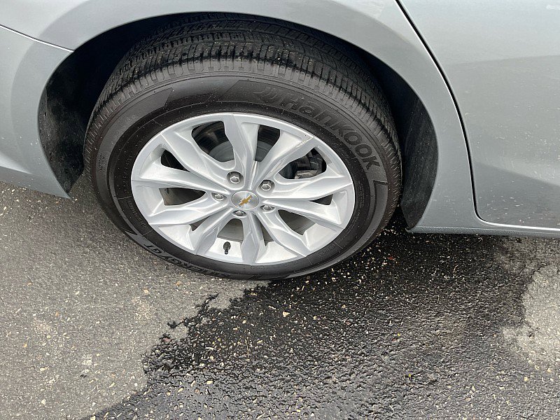 Used 2025 Chevrolet Malibu LT image 11