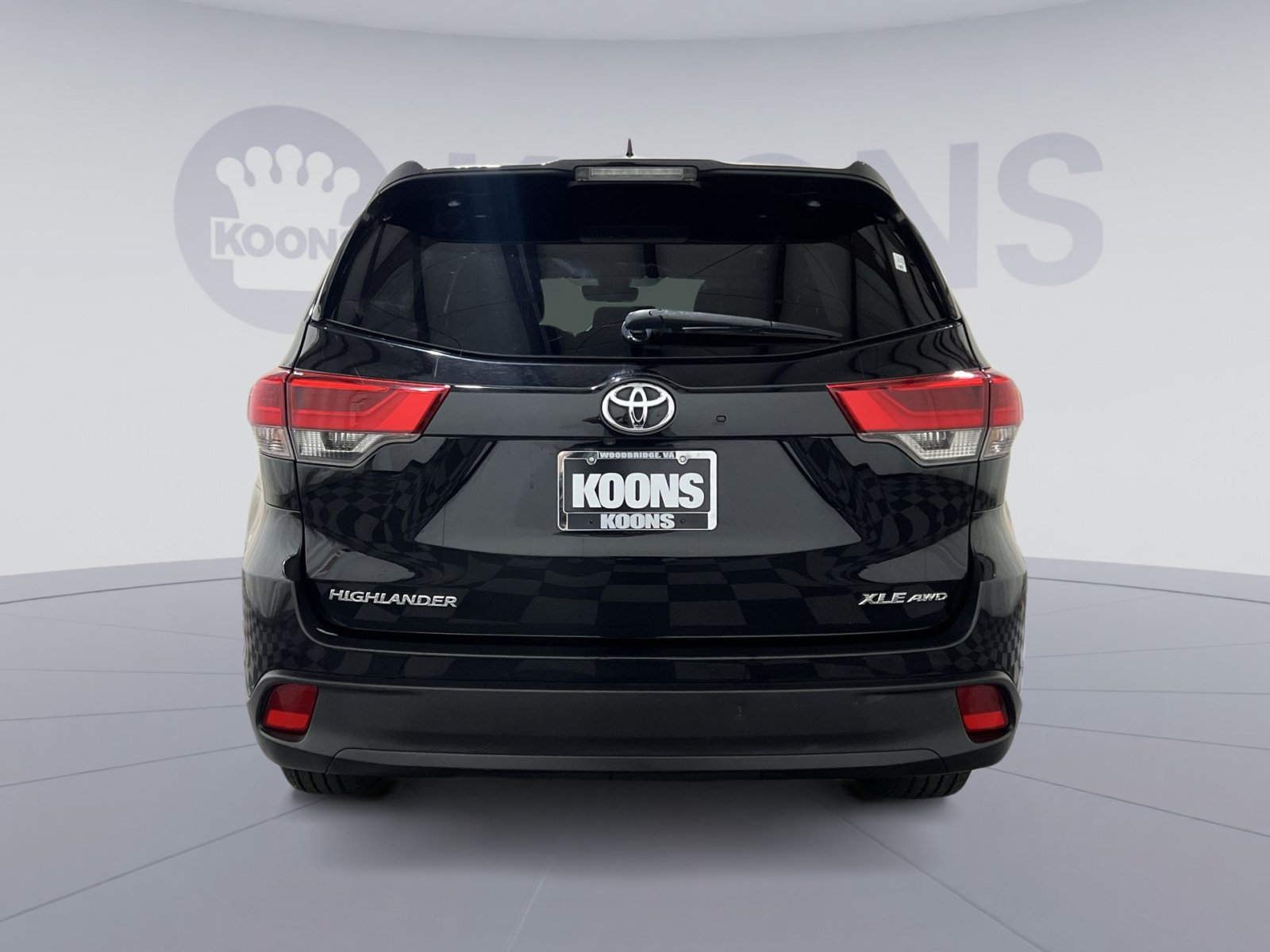 Used 2019 Toyota Highlander XLE AWD/4WD image 5