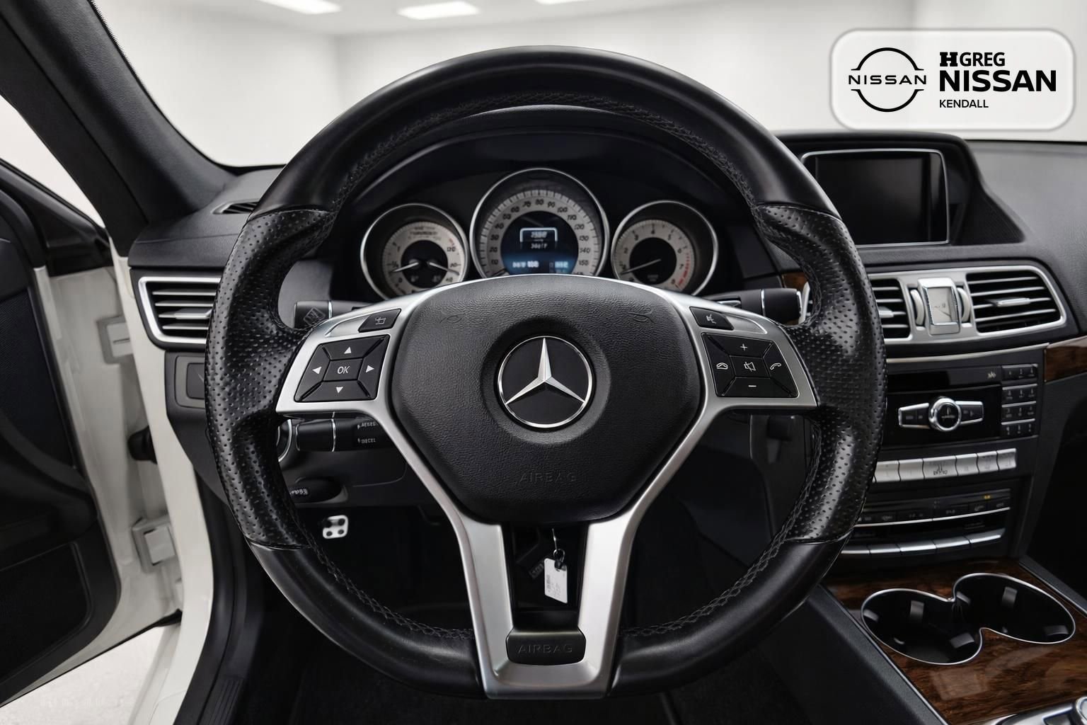 Used 2017 Mercedes-Benz E 400 Cabriolet w/ Premium 2 Package image 9