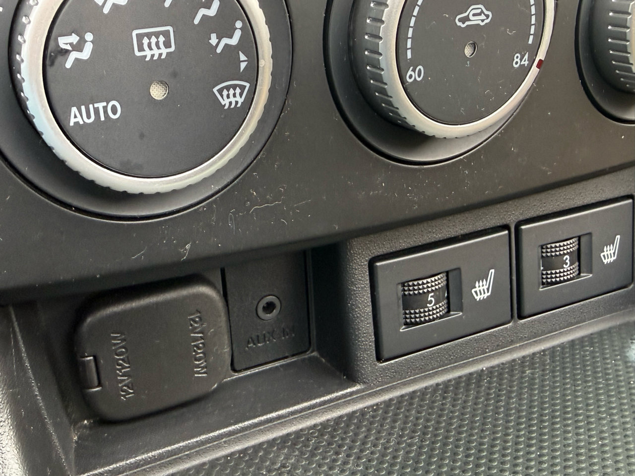 Used 2012 MAZDA MX-5 Miata Grand Touring image 25