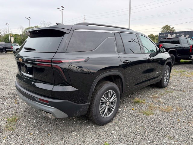 New 2027 Chevrolet Traverse LT w/ Driver Confidence Package FWD image 11