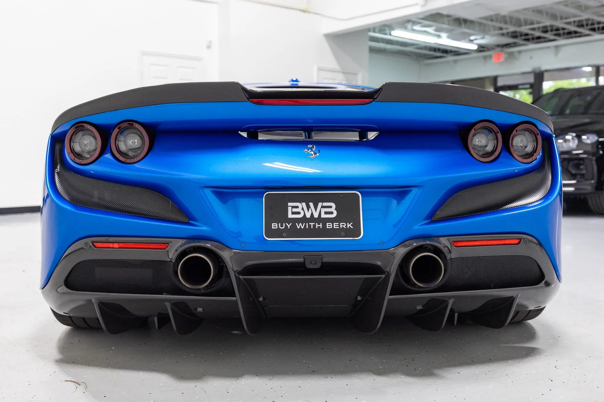 Used 2020 Ferrari F8 Tributo RWD image 17