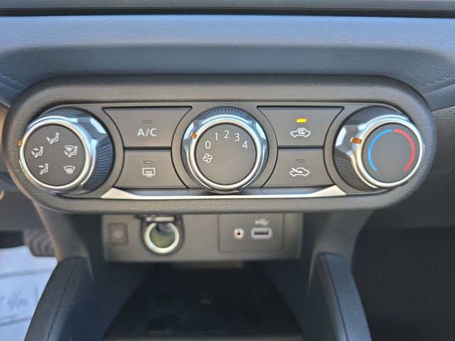 New 2025 Nissan Versa SV w/ Trunk Package image 20