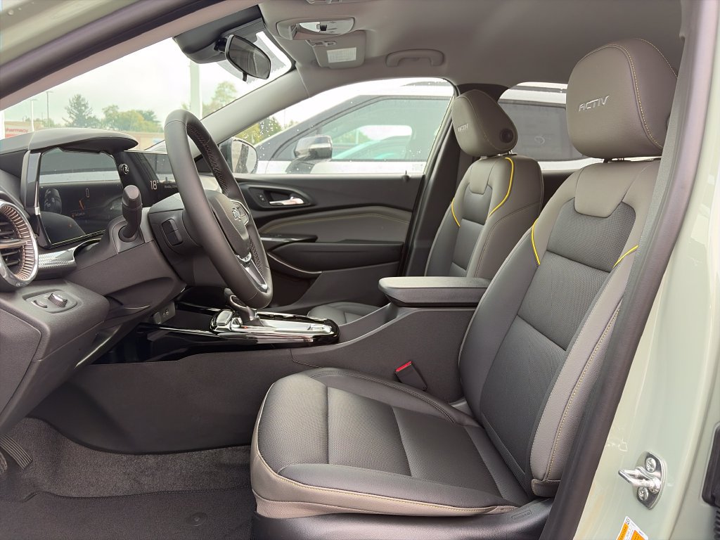 New 2026 Chevrolet Trax ACTIV w/ Driver Confidence Package FWD image 12