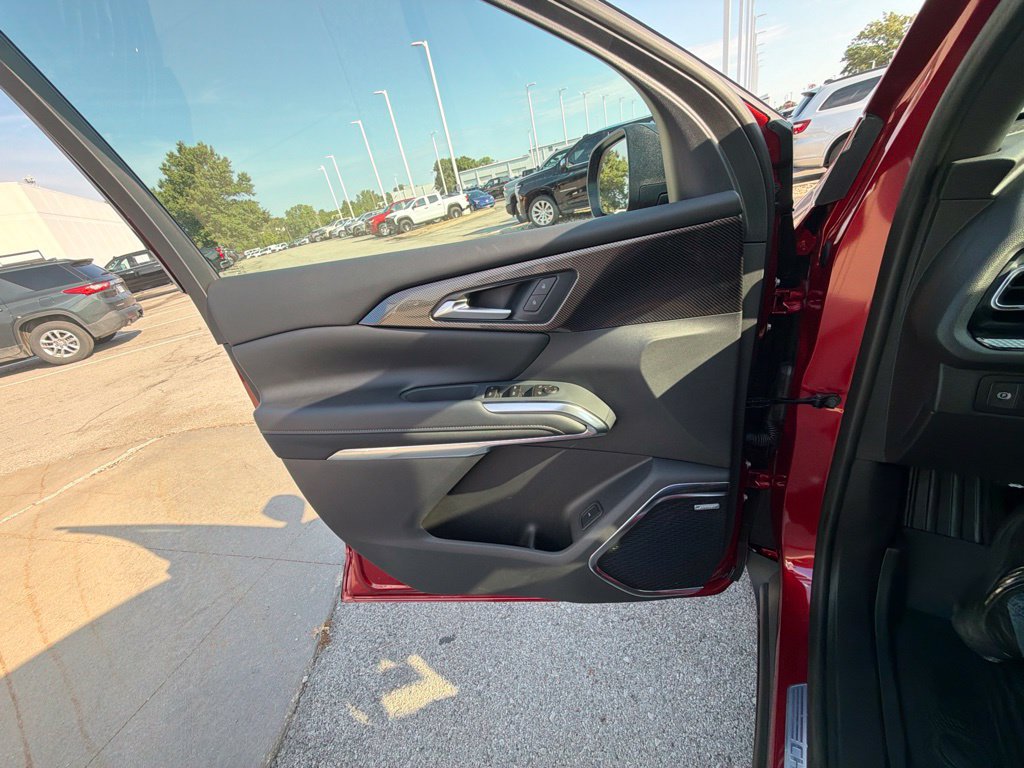 New 2027 Chevrolet Traverse Z71 w/ Enhanced Driving Package AWD/4WD image 38