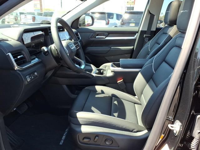 New 2026 GMC Terrain Denali w/ LPO, Black Badging Package AWD/4WD image 12
