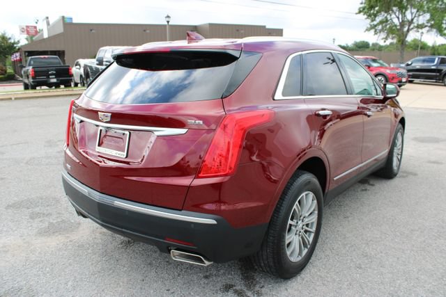Used 2018 Cadillac XT5 Luxury w/ Driver Awareness Package FWD image 5