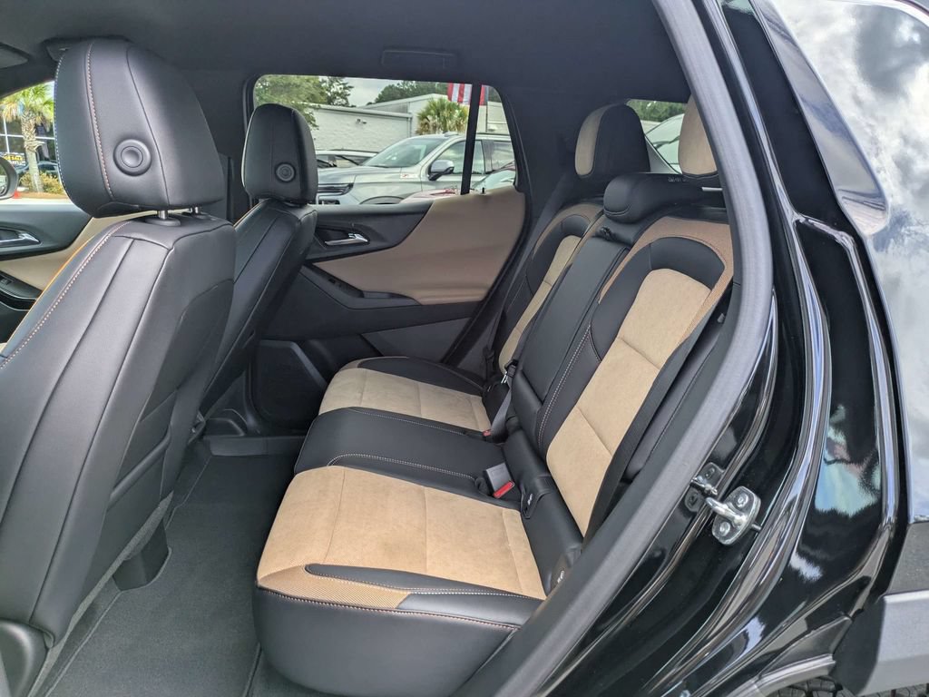 New 2027 Chevrolet Equinox ACTIV w/ Safety and Technology Package FWD image 15