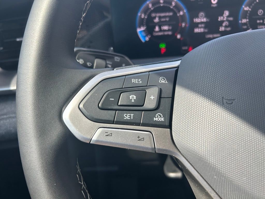 Certified 2025 Volkswagen Tiguan S image 20